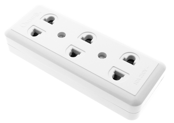 OMNI by DIY Hardware SURFACE 3 GANG OUTLET WSO003